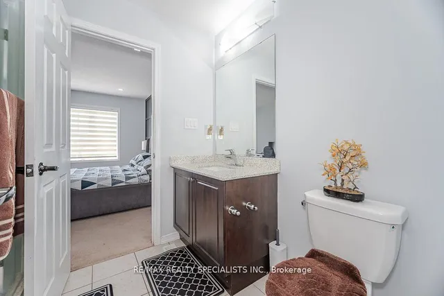 Additional image 34 of 52 Abercrombie Cres