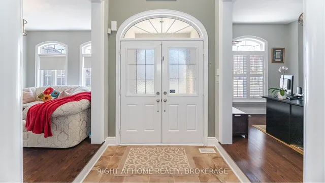 Additional image 5 of 105 Royal West Dr