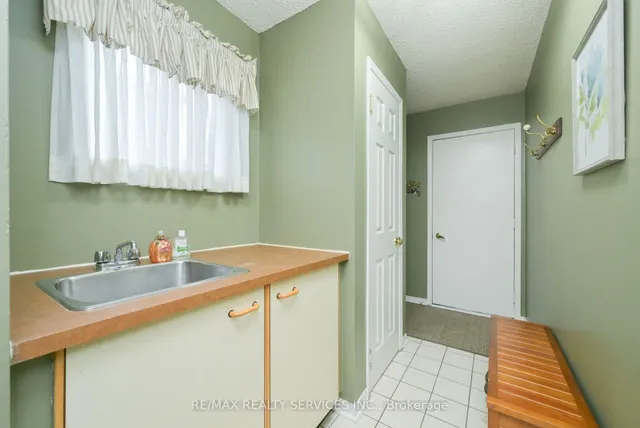 Additional image 19 of 15 Brookbank Crt