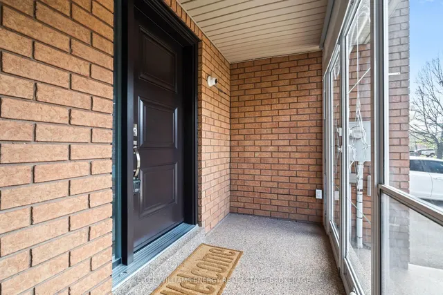 Additional image 3 of 19 Woodstream Ave