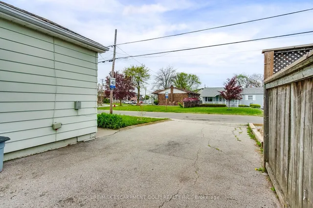 Additional image 21 of 412 Red Oak Ave