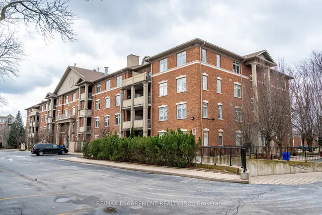 391 Plains Rd Unit 301