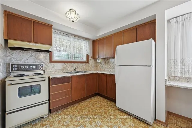 Additional image 15 of 269 Rainbow Dr