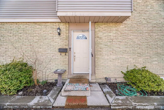 Additional image 4 of 120 Falconer Dr Unit 5