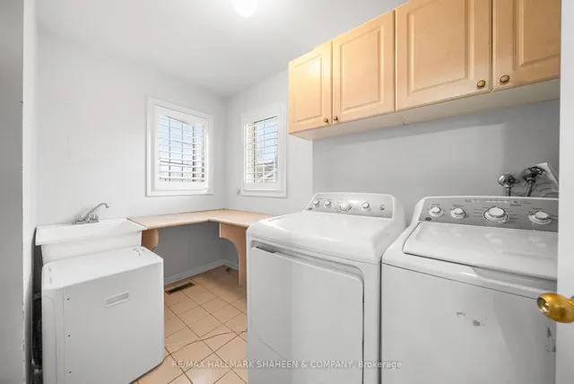 Additional image 33 of 32 Rowland St