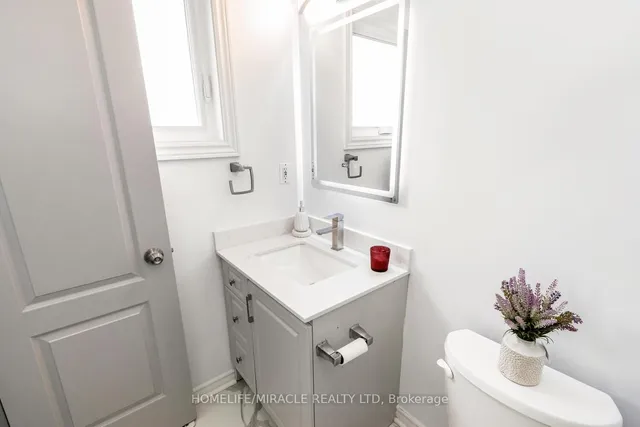 Additional image 32 of 1677 Stover Cres