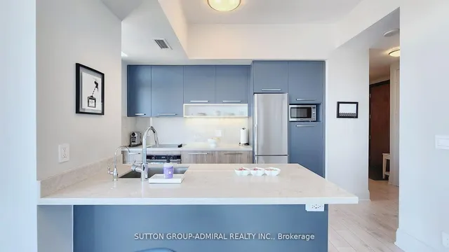 Additional image 5 of 36 Park Lawn Rd Unit 4205