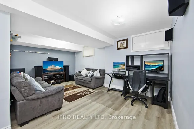 Additional image 18 of 550 Steddick Crt Unit 40