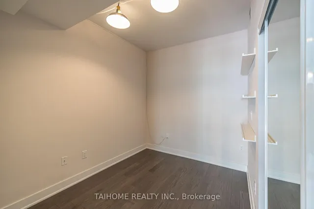 Additional image 16 of 955 Bay St Unit 307