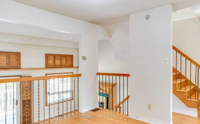 Additional image 7 of 54 Carnival Crt