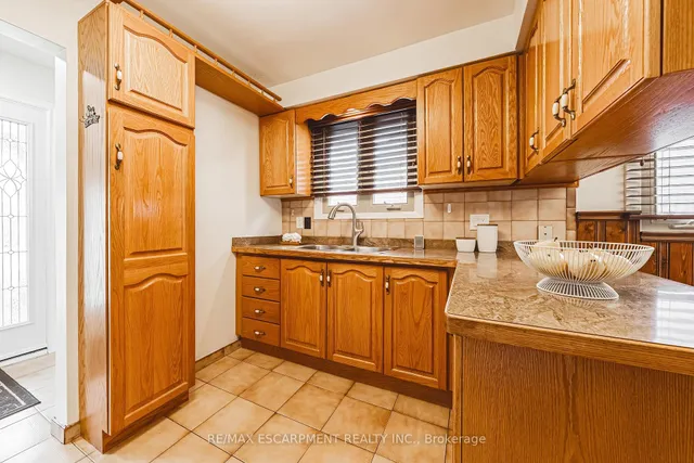 Additional image 16 of 98 Deerhurst Rd