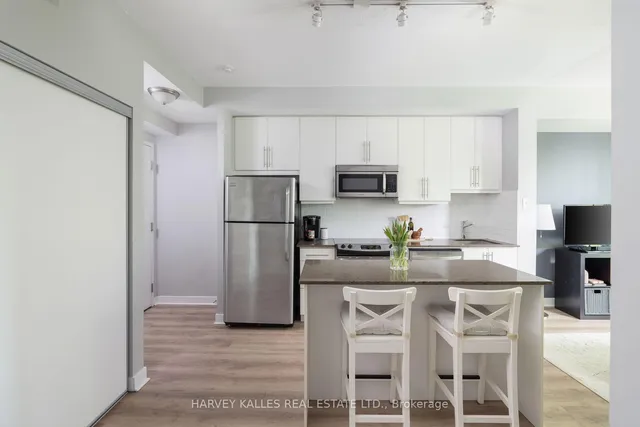 Additional image 6 of 1171 Queen St Unit 312