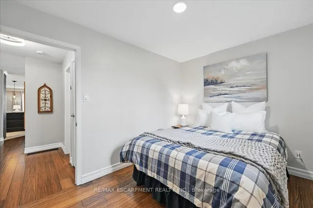 Additional image 22 of 747 MULLIN Way