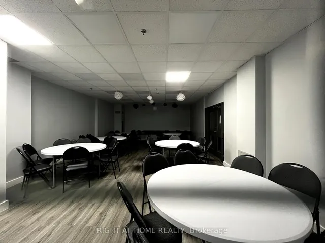 Additional image 21 of 4 Lisa St Unit 412