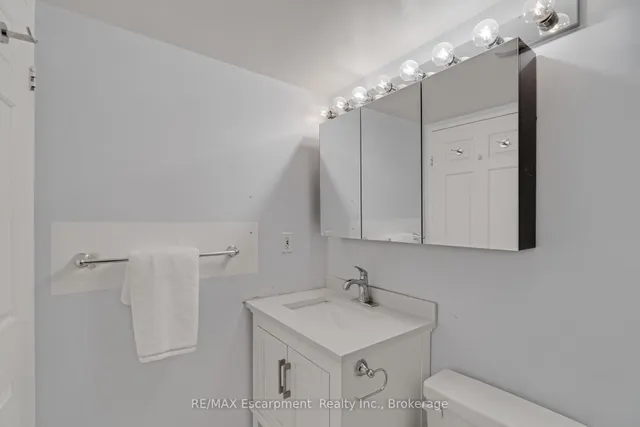Additional image 15 of 80 Saint Patrick St Unit 820