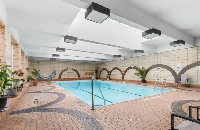 Additional image 16 of 3650 Kaneff Cres Unit 1803