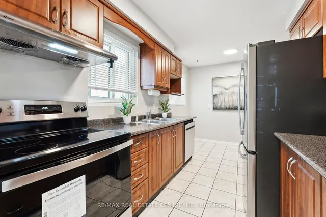 Additional image 10 of 21 Marchbank Cres