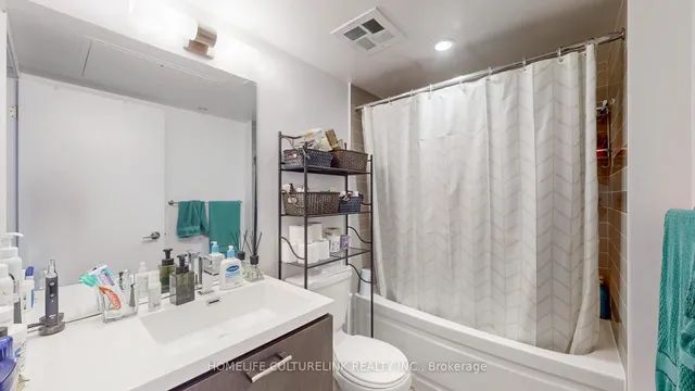 Additional image 17 of 87 Peter St Unit 1417