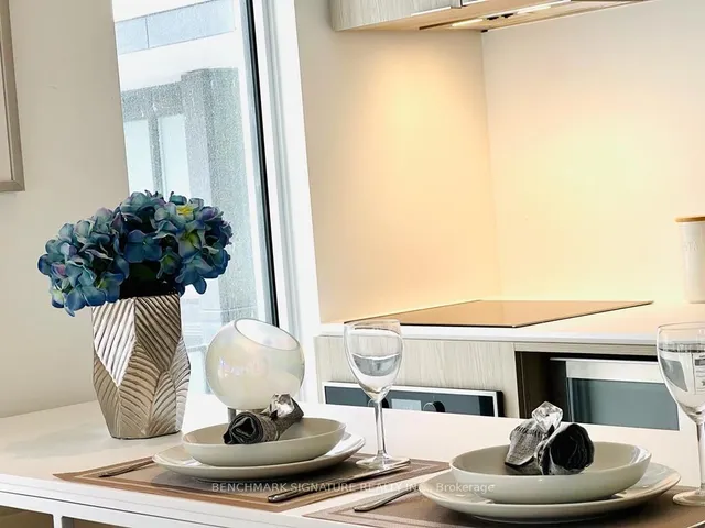 Additional image 13 of 77 Shuter St Unit 802