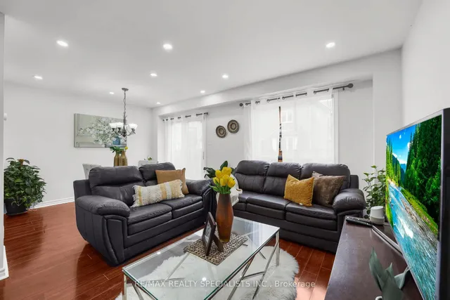 Additional image 4 of 51 Rain Lily Lane