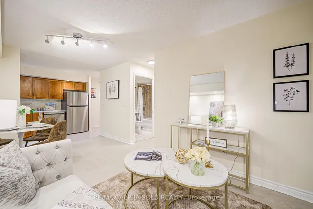 Additional image 20 of 250 Wellington St Unit 246