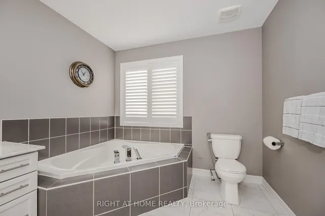 Additional image 23 of 64 Kalmia Rd