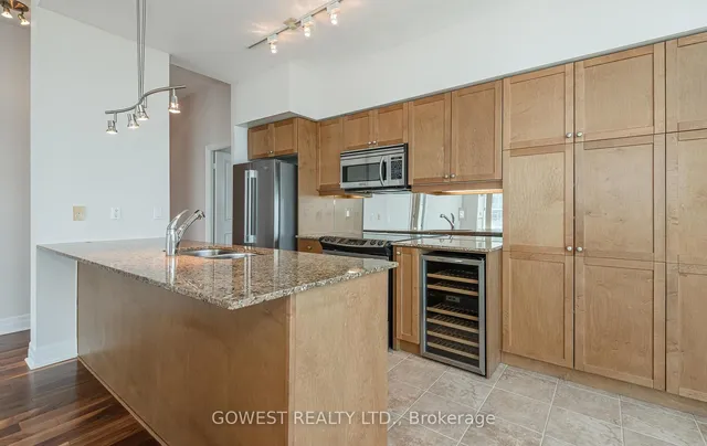 Additional image 28 of 58 Marine Parade Dr Unit 414