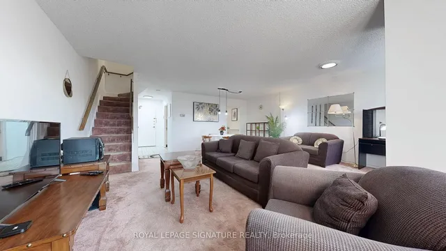 Additional image 5 of 4005 Don Mills Rd Unit 111