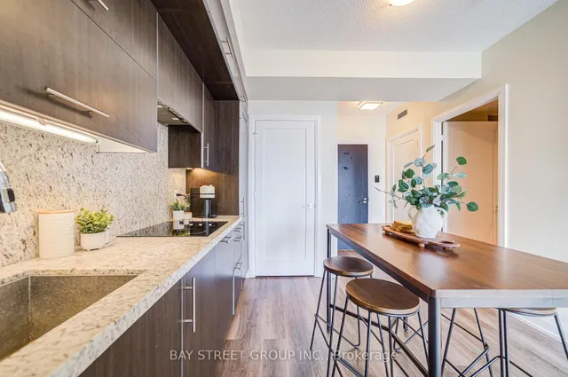 Additional image 13 of 5 Sheppard Ave Unit 2019