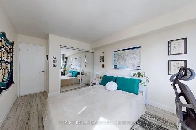 Additional image 19 of 25 Maitland St Unit 1212