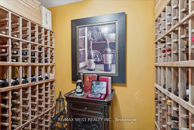 Additional image 21 of 56 Ravenscrest Dr