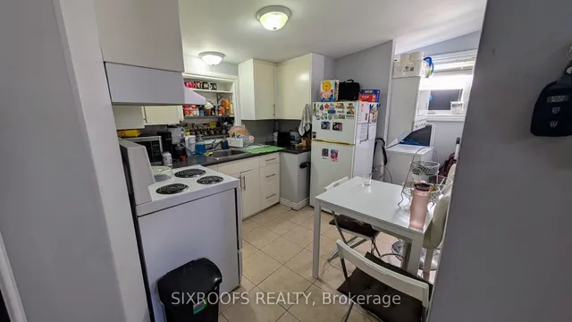 Additional image 15 of 50 Guestville Ave