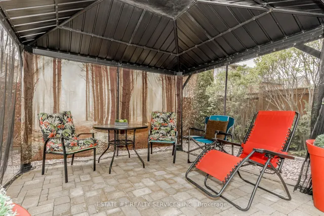 Additional image 44 of 50 Young Dr