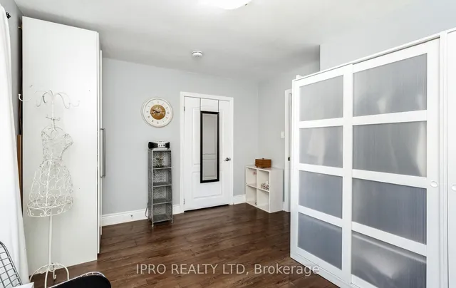 Additional image 32 of 77 Milford Cres