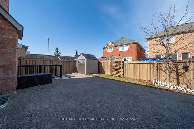 Additional image 44 of 33 Denali Cres