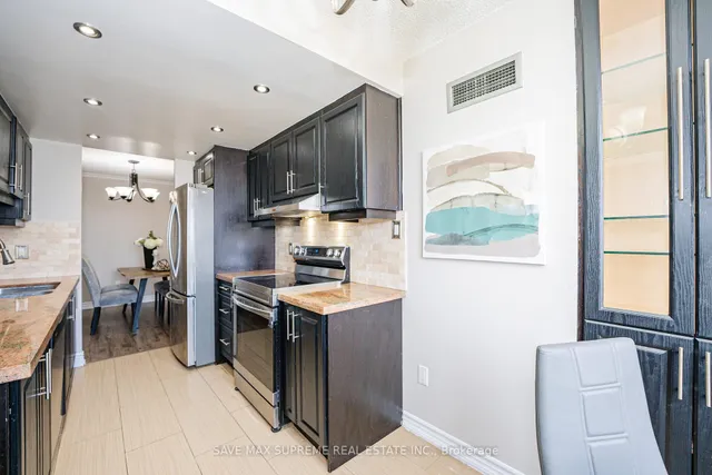 Additional image 19 of 5 Lisa St Unit 1507