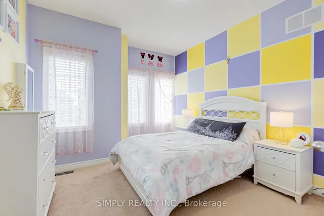 Additional image 35 of 45 Humberstone Cres