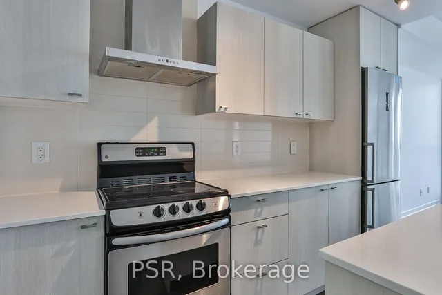 Additional image 11 of 51 East Liberty St Unit 1006