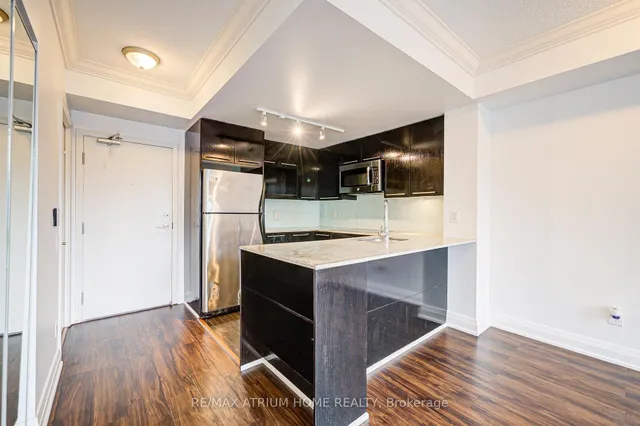 Additional image 6 of 23 Carlton St Unit 310