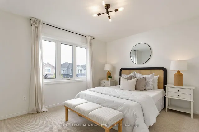 Additional image 19 of 1083 Easterbrook Cres