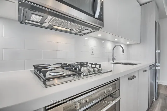 Additional image 9 of 55 Ontario St Unit 1709