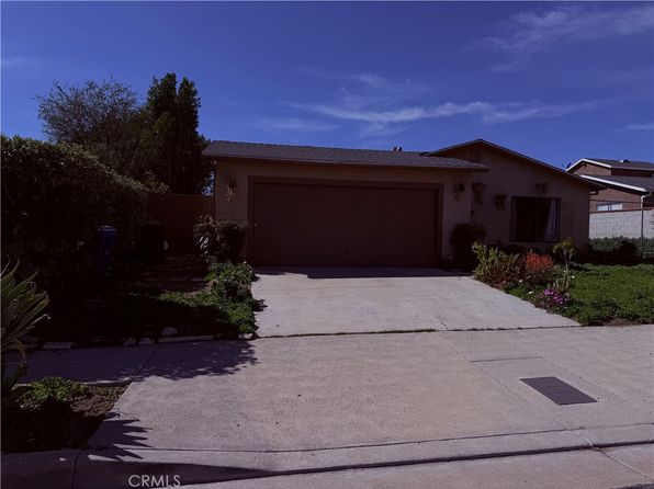 11823 Fenton Ave, Sylmar, CA 91342