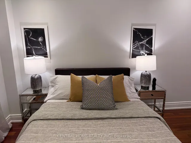 Additional image 20 of 298 Poyntz Ave