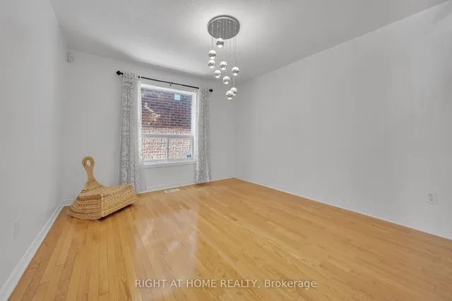 Additional image 16 of 83 River Rock Cres