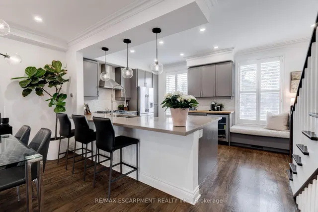 Additional image 18 of 46 Stanley Terr