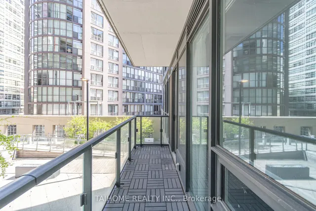 Additional image 21 of 955 Bay St Unit 307