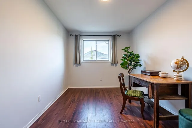 Additional image 30 of 83 Foxborough Dr