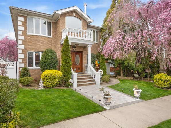 Primary image of 28-40 210th Place, Bayside, NY 11360