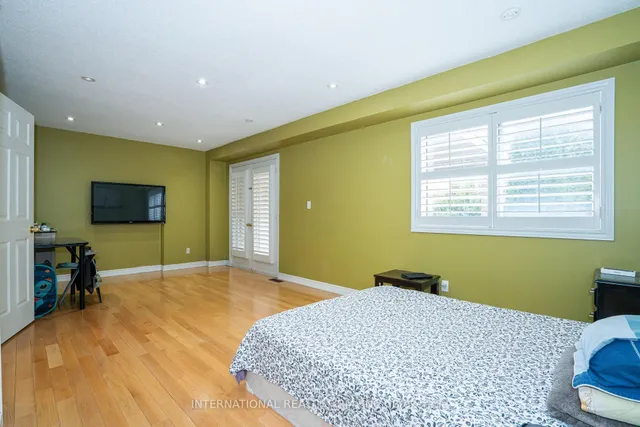 Additional image 11 of 8 Margaret Rose Crt