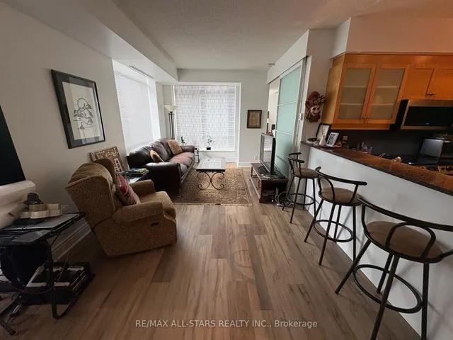 Additional image 22 of 500 Queens Quay N/A Unit 412W